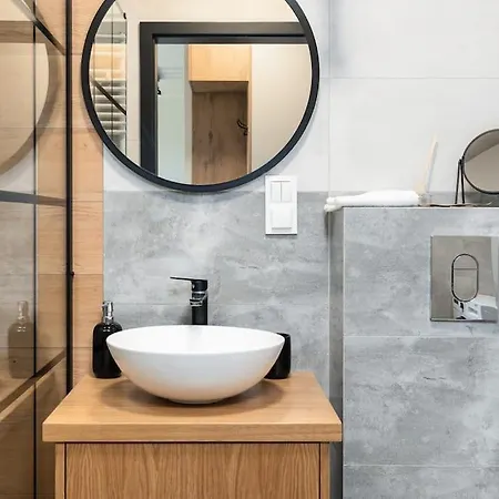 아파트 Sunny Garden Warta View *