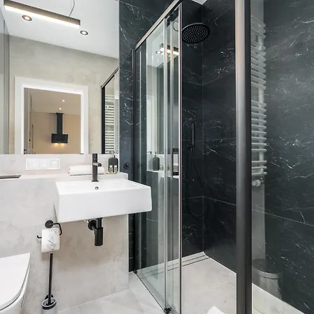 Sunny Garden Warta View 아파트 포즈난