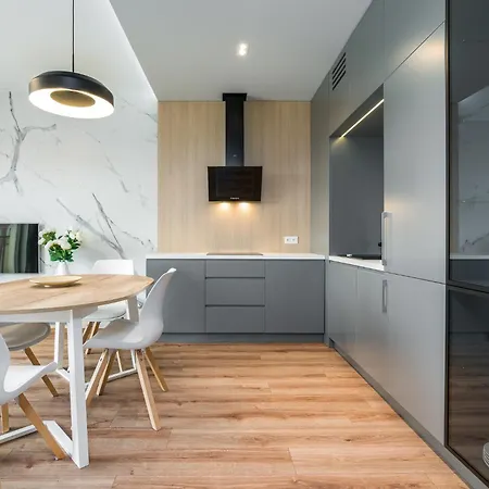 Sunny Garden Warta View