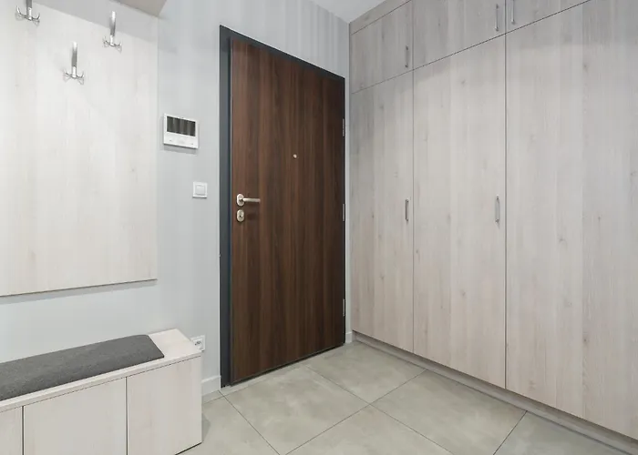 Garbary Apartments By Kramm Daire